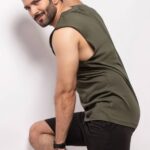 Round Neck Sleeveless Tank Top - Image 2